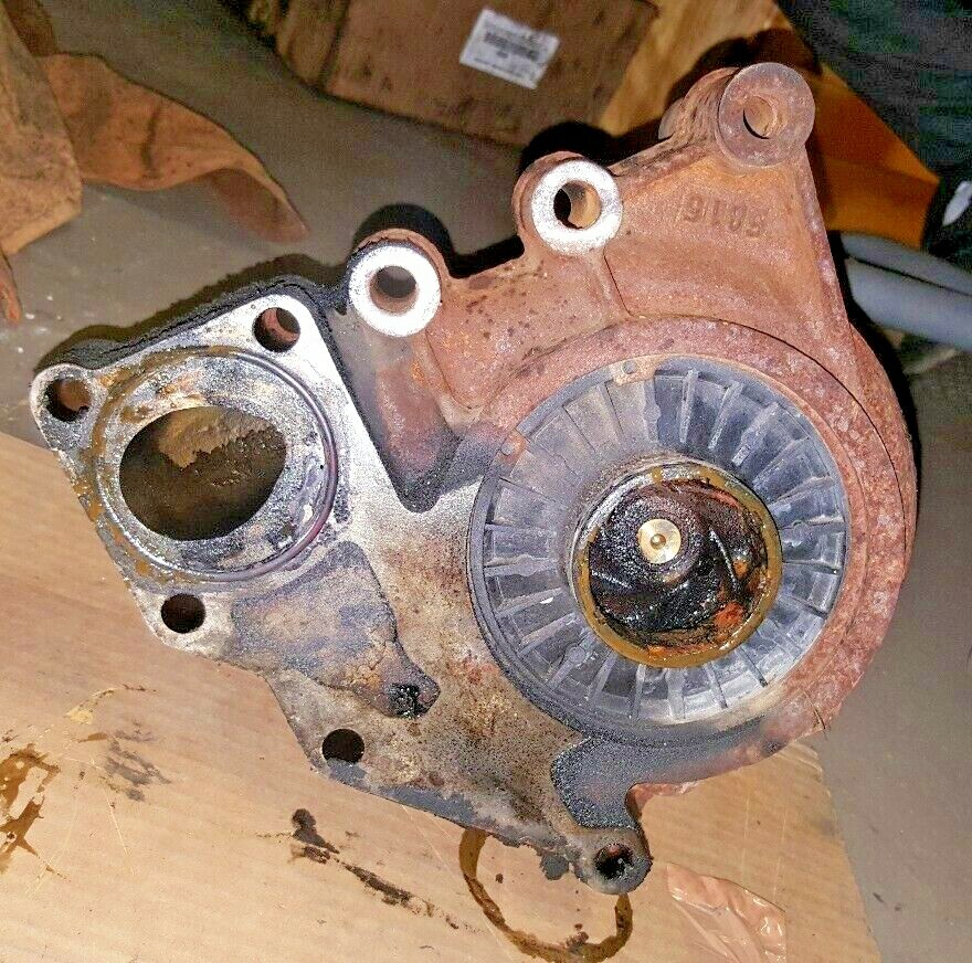 CUMMINS ISX ENGINE WATER PUMP 4920465