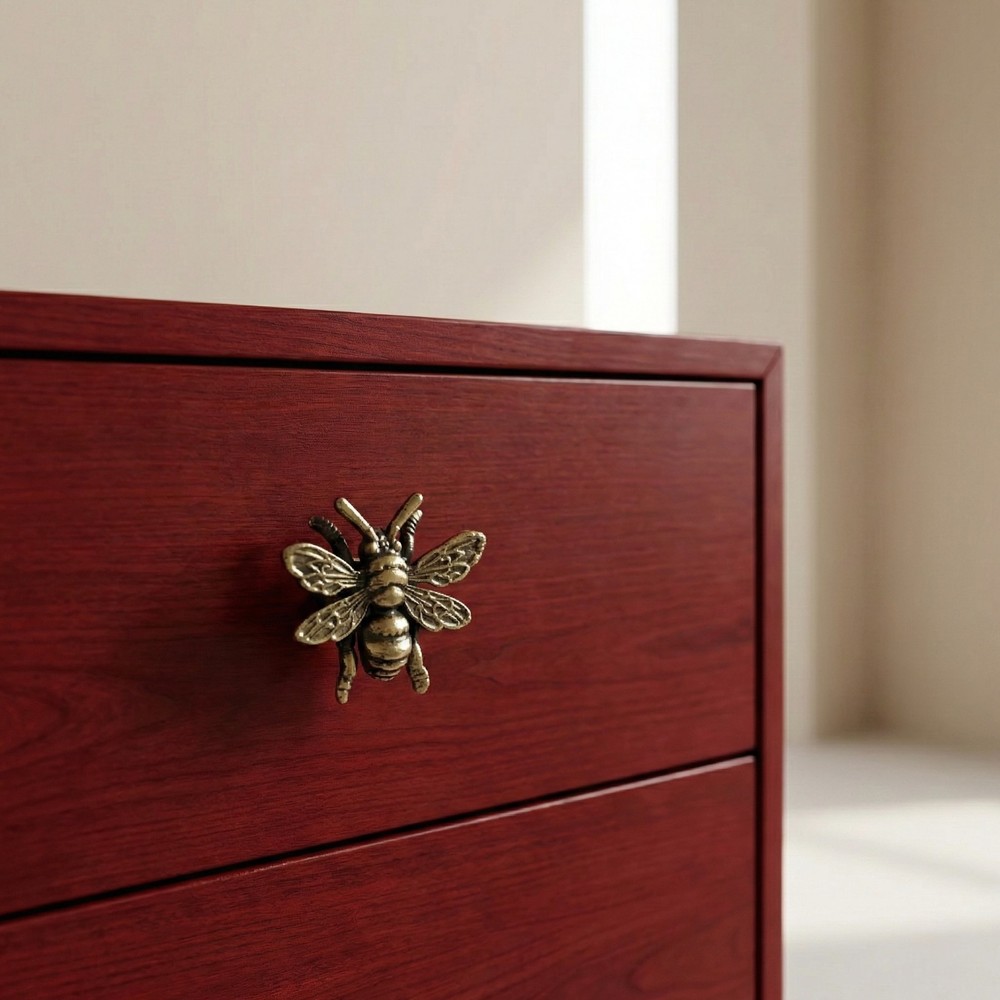 The Tangerine Store |Antique Brass Bumble Bee Drawer Knobs