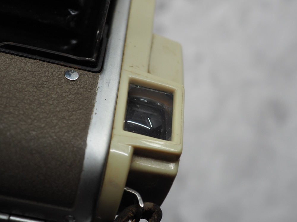 Polaroid Land Camera Model 80A Camera- Shutter - EV Working - Very Clean