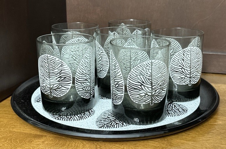 6 Glass Tumblers w/ Serving Tray Retro MCM Leaf Design Grey Black White 12 oz