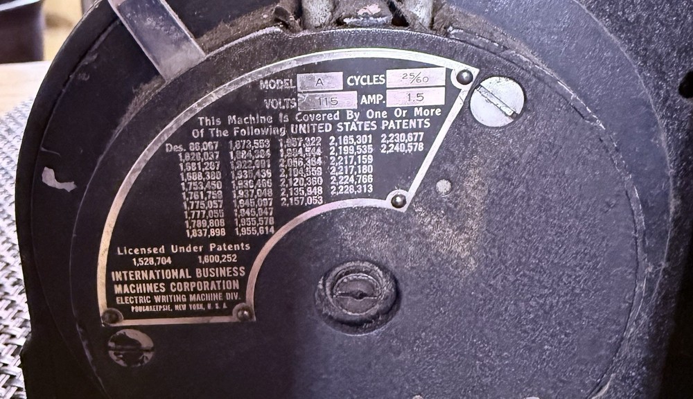 Electromatic Electric Typewriter Model A (1) - IBM - works