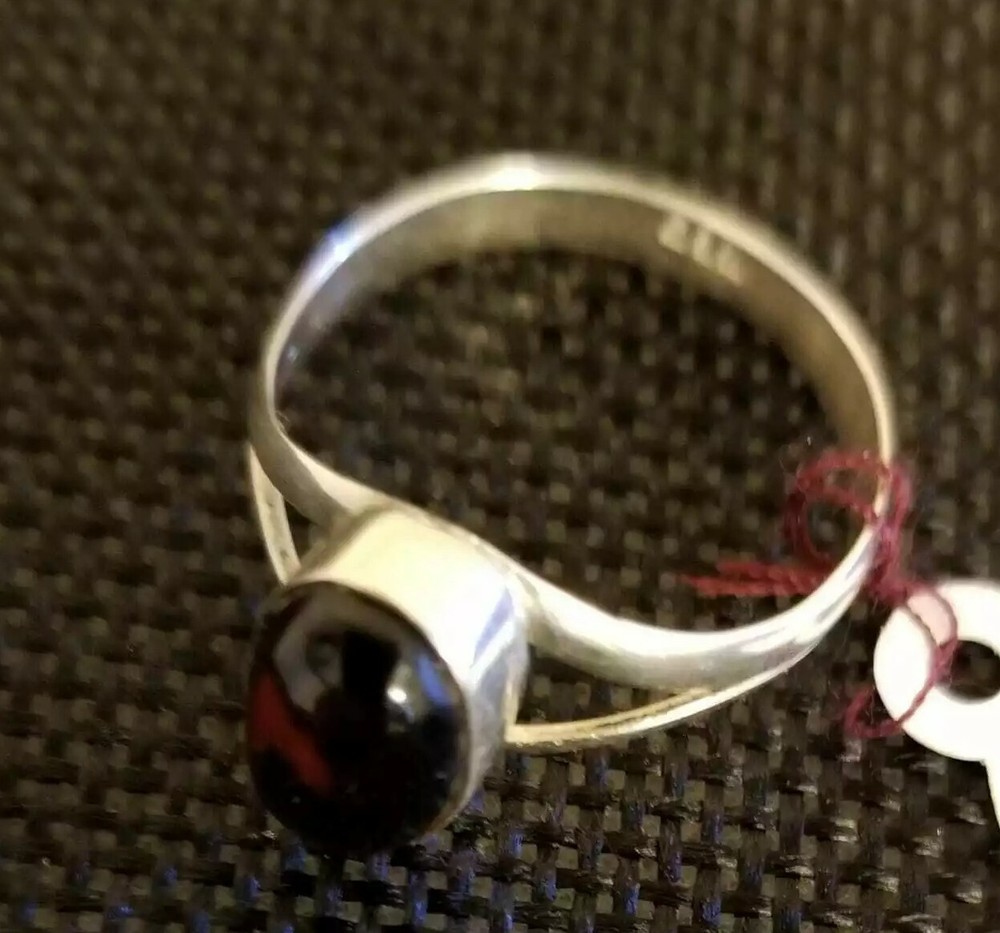 Genuine amber and 925 silver ring