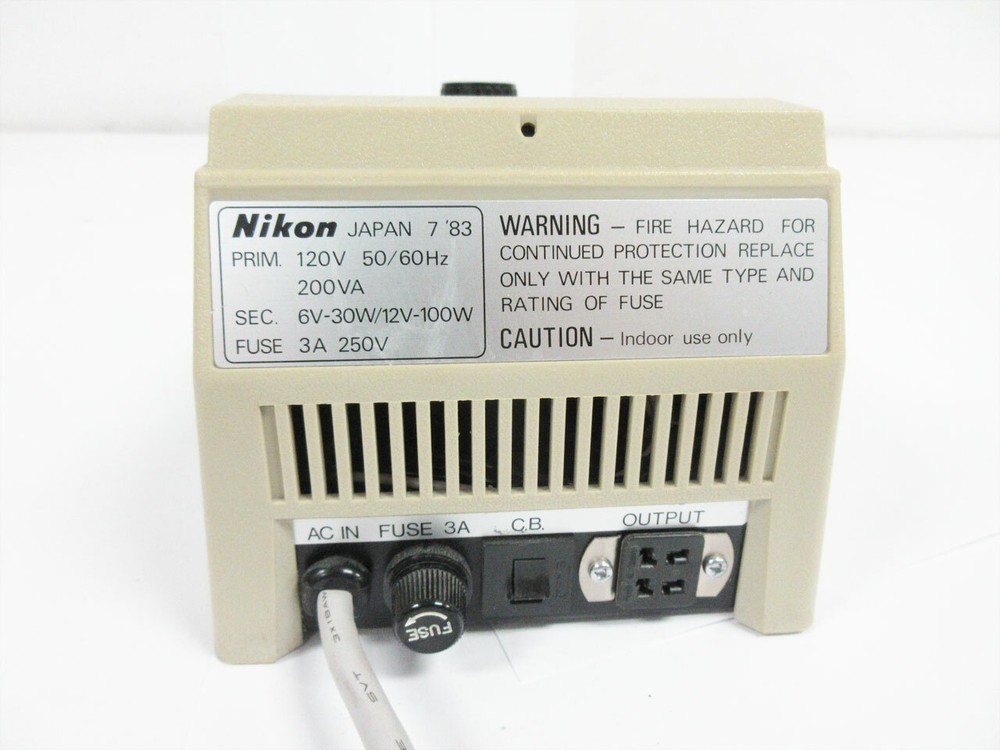 NIKON UN TRANSFORMER - PARTS