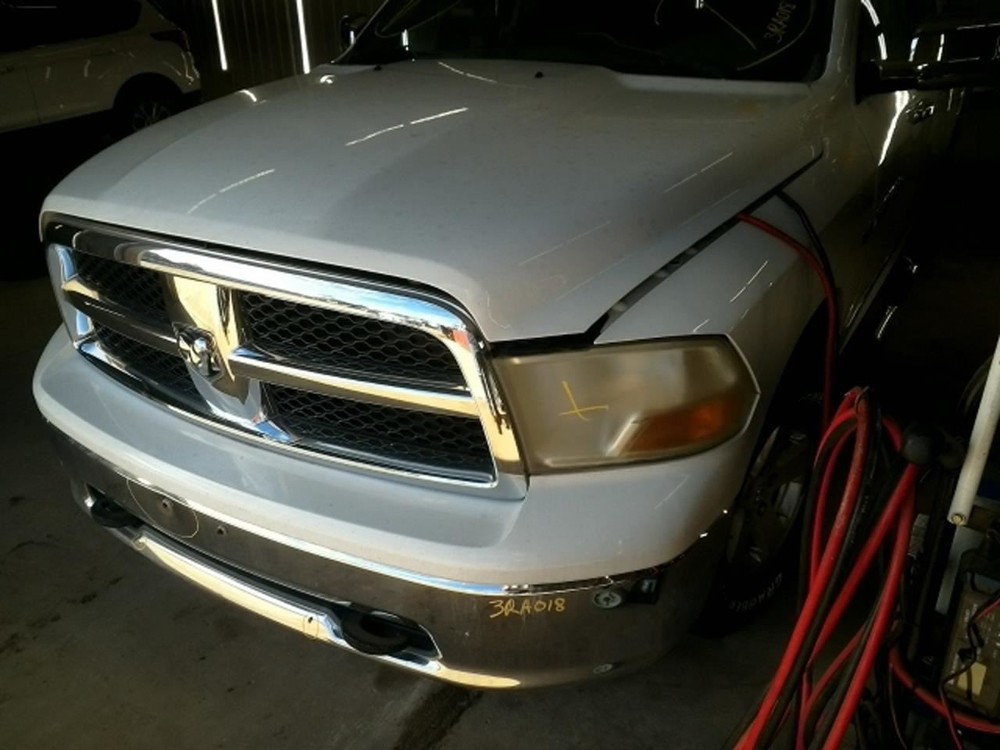 RAM1500 2012 Jack 104778662