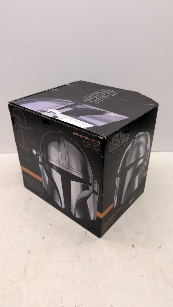 Star Wars The Black Series Mandalorian Helmet (P03062111)