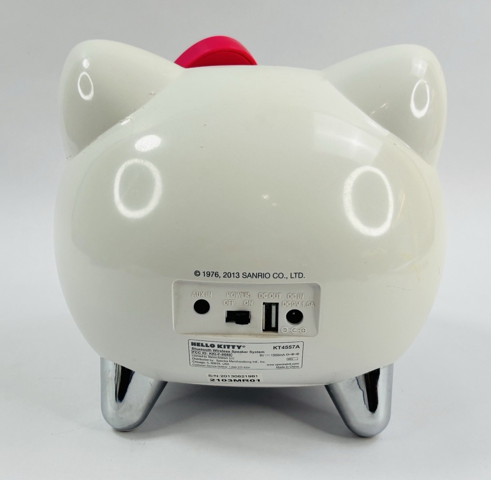 Hello Kitty Bluetooth Wireless Speaker System KT4557A Sanrio 2013 w/ Adapter