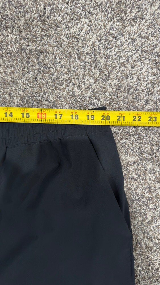Peloton Men’s Workout Shorts 2XL Polyester Blend