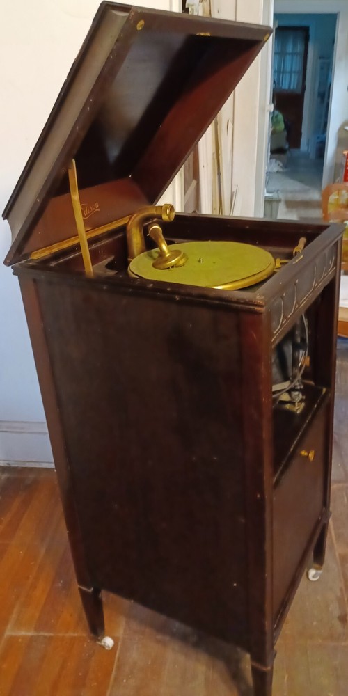 Edison Diamond Disc Phonograph 1916 Record Player Cabinet Wind Up