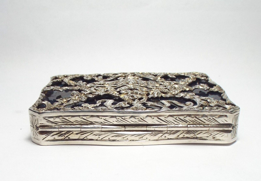 RARE ANTIQUE CONTINENTAL SOLID SILVER PIECED BOX, CASHEW BOX, c1900