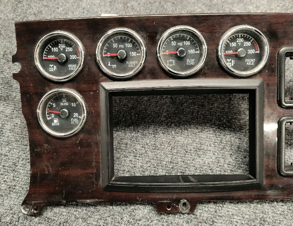 PETERBILT PANEL-DASH GAUGES & SWITCH