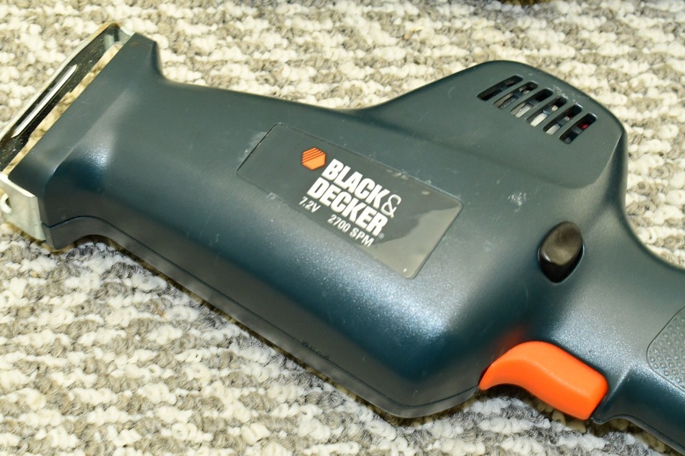 (2) - Black & Decker 7.2V VersaPak Tools Drill & Reciprocating Saw, NICE