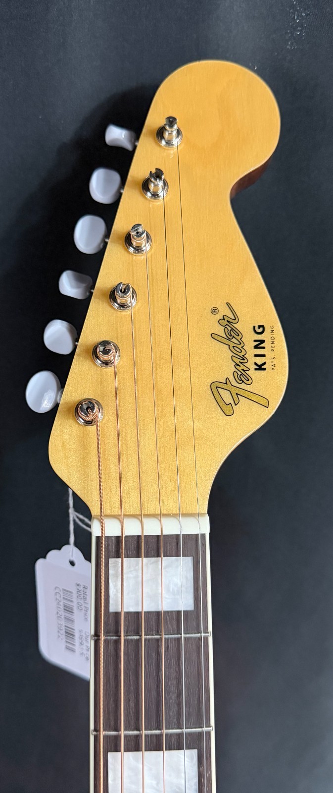 Fender King Vintage Dreadnought Acoustic-Electric Guitar Aged Natural (922)