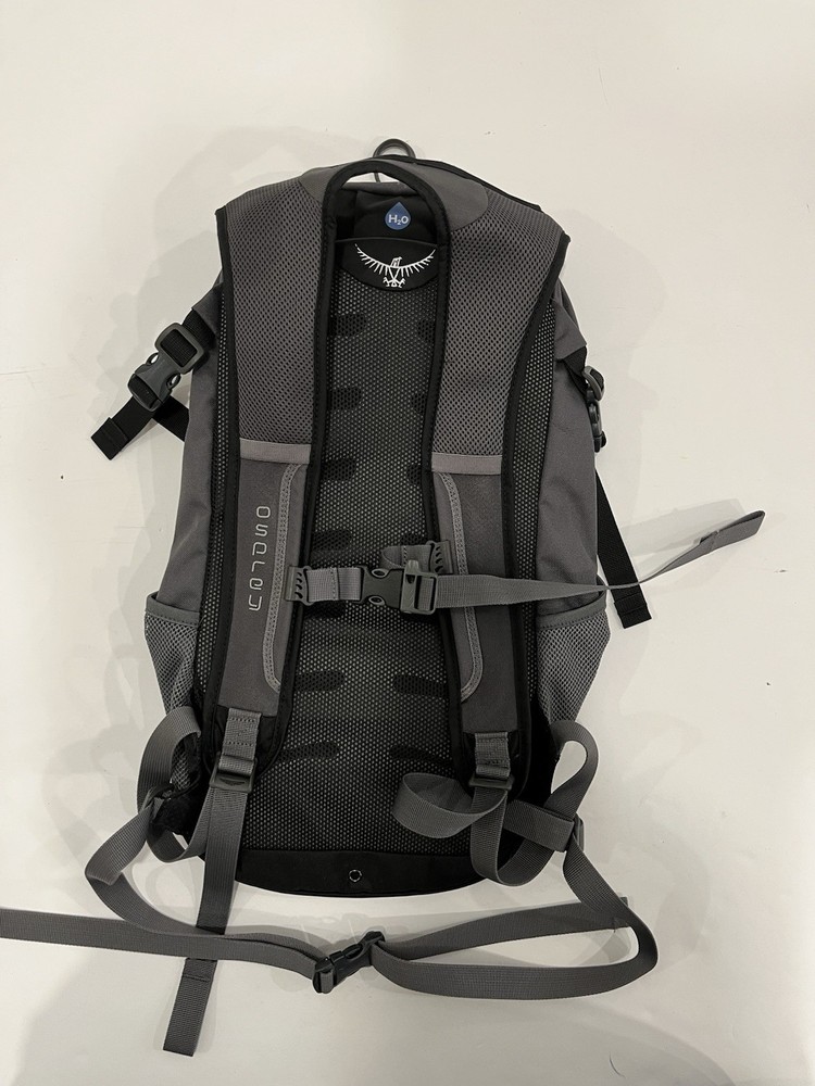 Osprey Daylite Hiking H2O Hydration Backpack Daypack Bag Black/Gray EUC