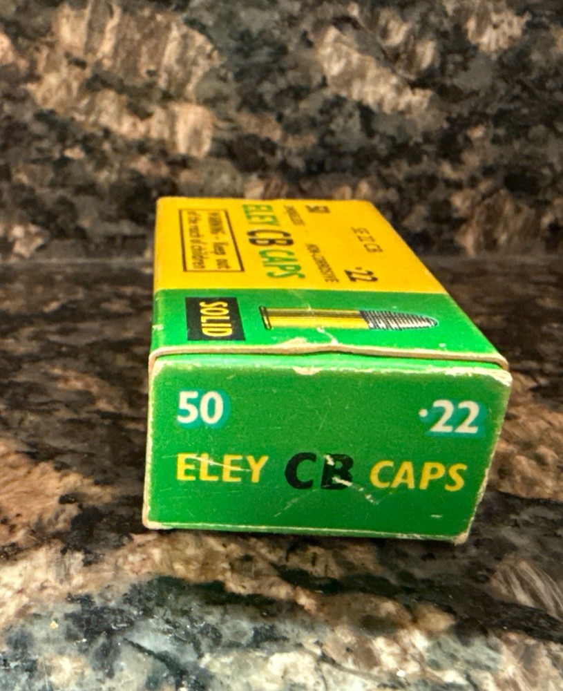 Vintage ELEY CB CAPS 22 Smokless Non Corrosive Solid Ammo Box Empty Good