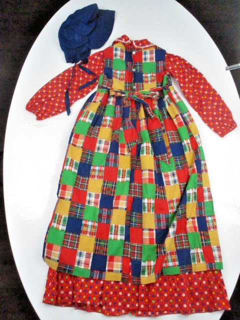 Pilgrim Pioneer Costume Girl Colonial Prairie Dress Apron Bonnet Floral Plaid