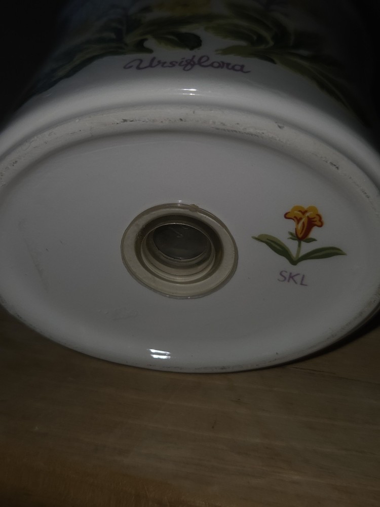 Botanic Garden Earthenware Toothbrush Holder