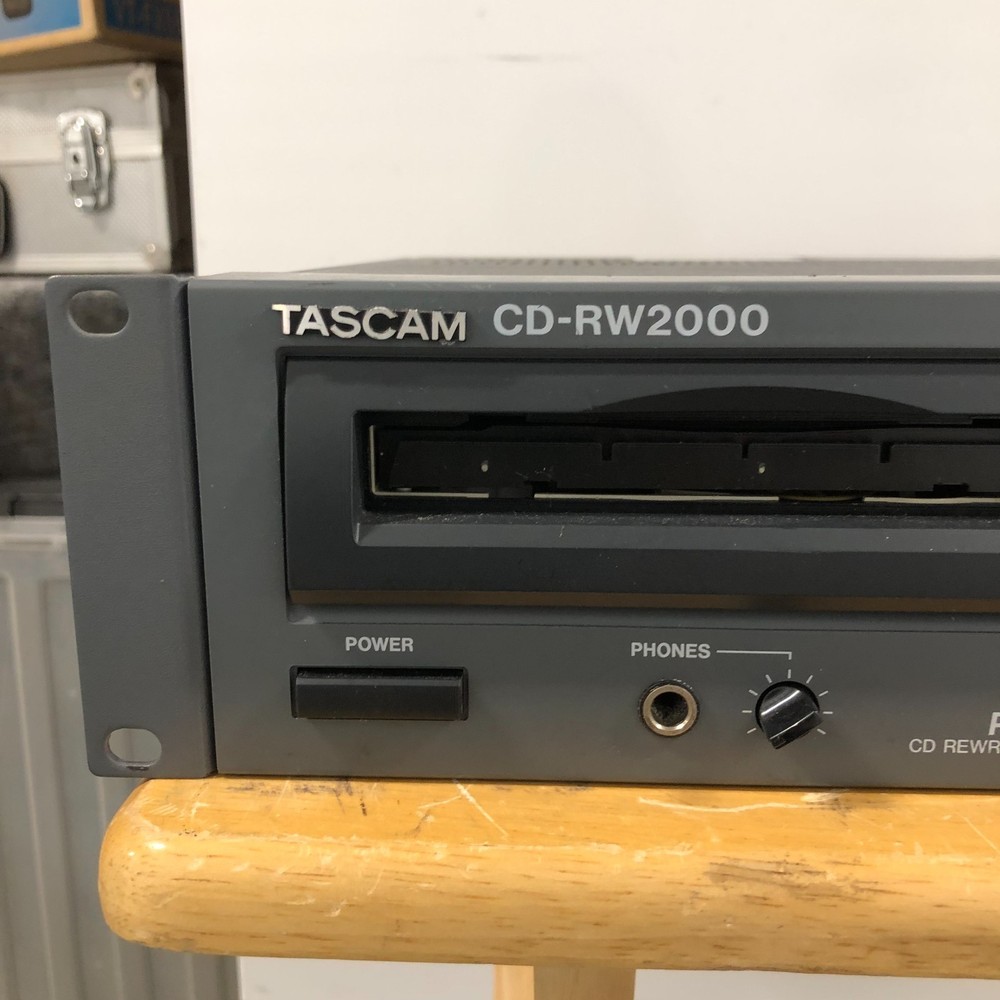 TASCAM CD-RW2000 Professional Rackmount CD Rewritable Recorder - #E