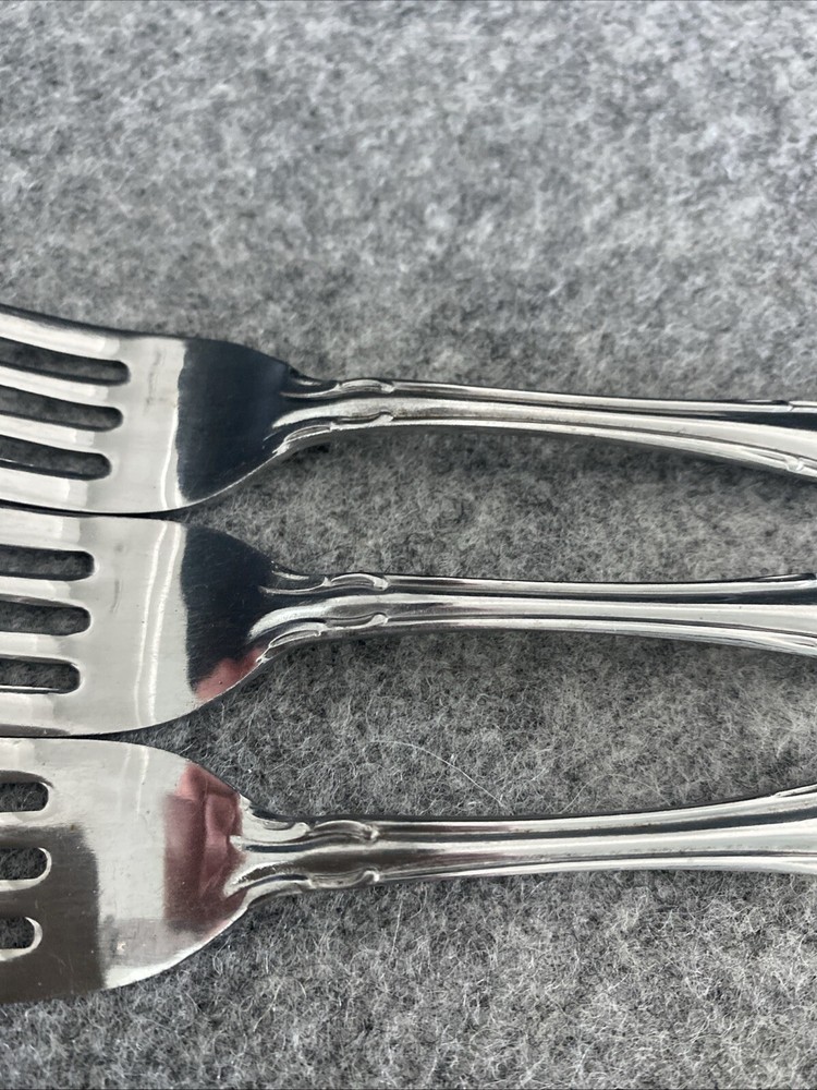 3 TOWLE/SUPREME CUTLERY STAINLESS FLATWARE, "PIERRE" PATTERN DINNER FORKS