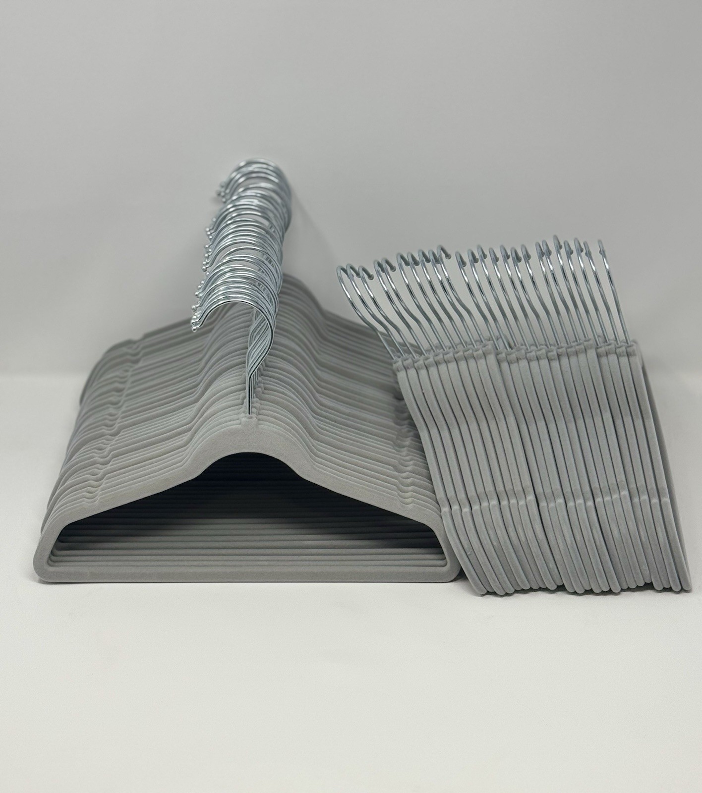 Heavy Duty Hanger Non Slip Flocked Velvet 360 Swivel Hook w/ Notches For Kids