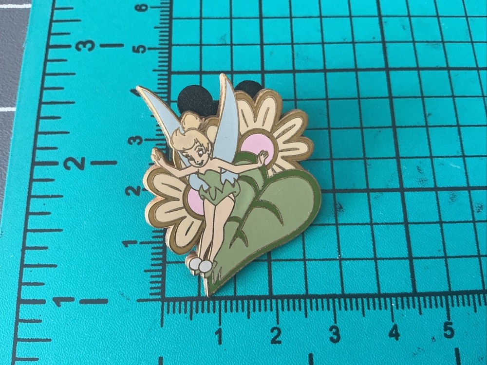 Disney Tinkerbell Sliding on a Leaf with Flowers pin 2005