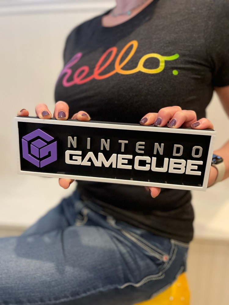 NINTENDO GAMECUBE 3D printed game console placard, multi-color