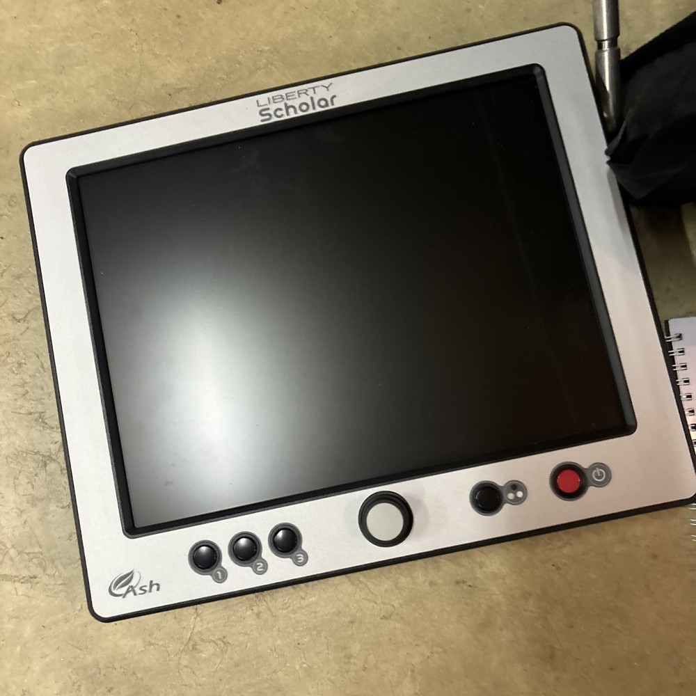 Ash Technologies Liberty Scholar 2 Video Magnifier