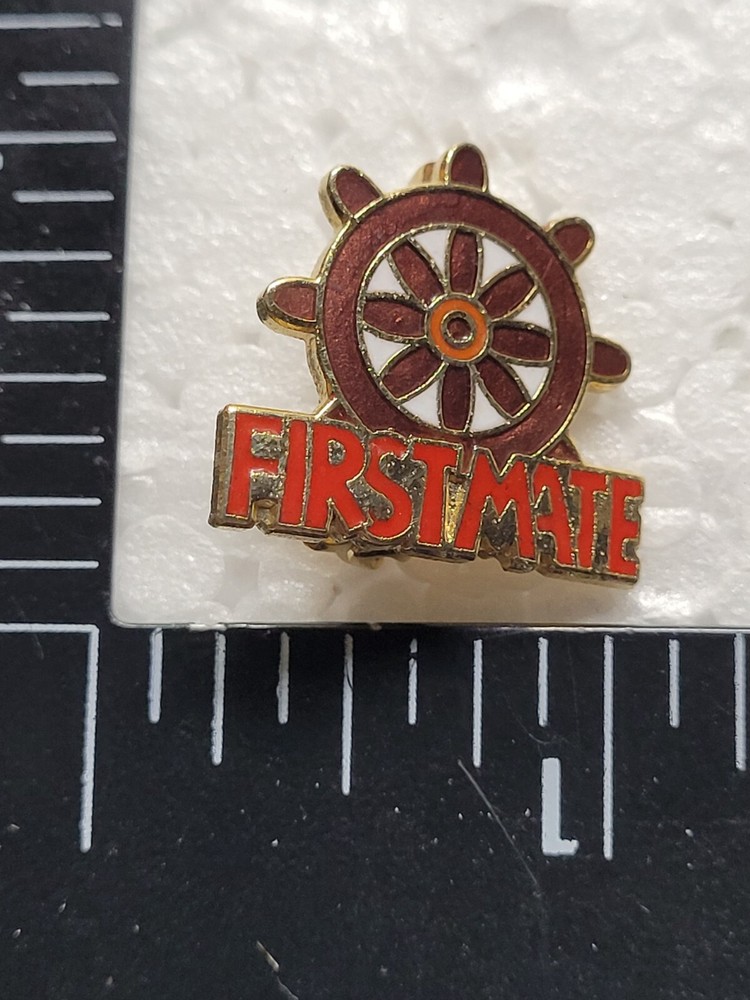 FIRSTMATE HAT LAPEL PIN PIN BACK USED (Y2540)