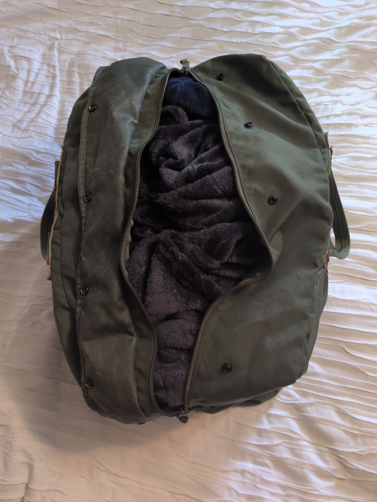 U.S. GI Flyers Kit Bag Nylon USA Military Army Air Force Large Duffle Green