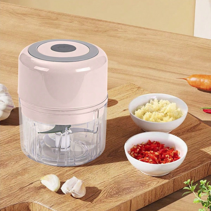 1pc Mini Electric Food Chopper – USB Rechargeable Garlic & Nut Grinder - NEW