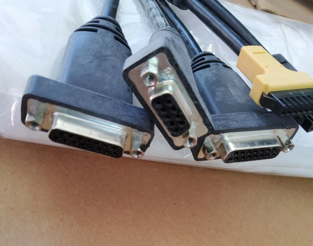 EF Johnson Programing Cable R597535774101 Rev. E