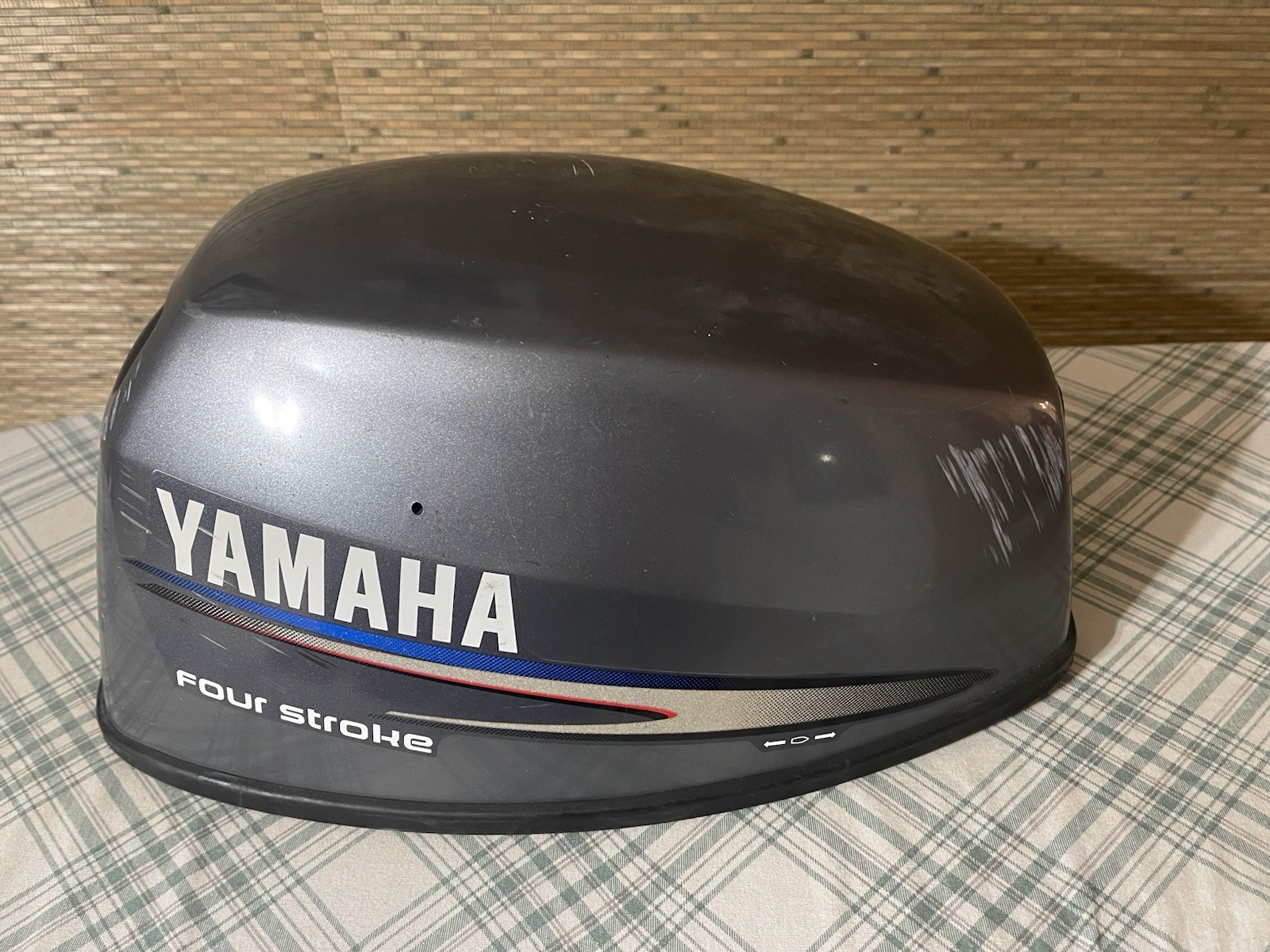 69G-42610-20-4D Yamaha Outboard 4 Stroke 8HP 9.9HP High Thrust Hood Top Cowling