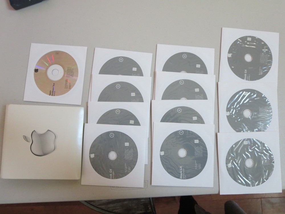 Apple iBook G4  Install Disks  Mac OS 10.3.2 + Software Restore + Hardware Test
