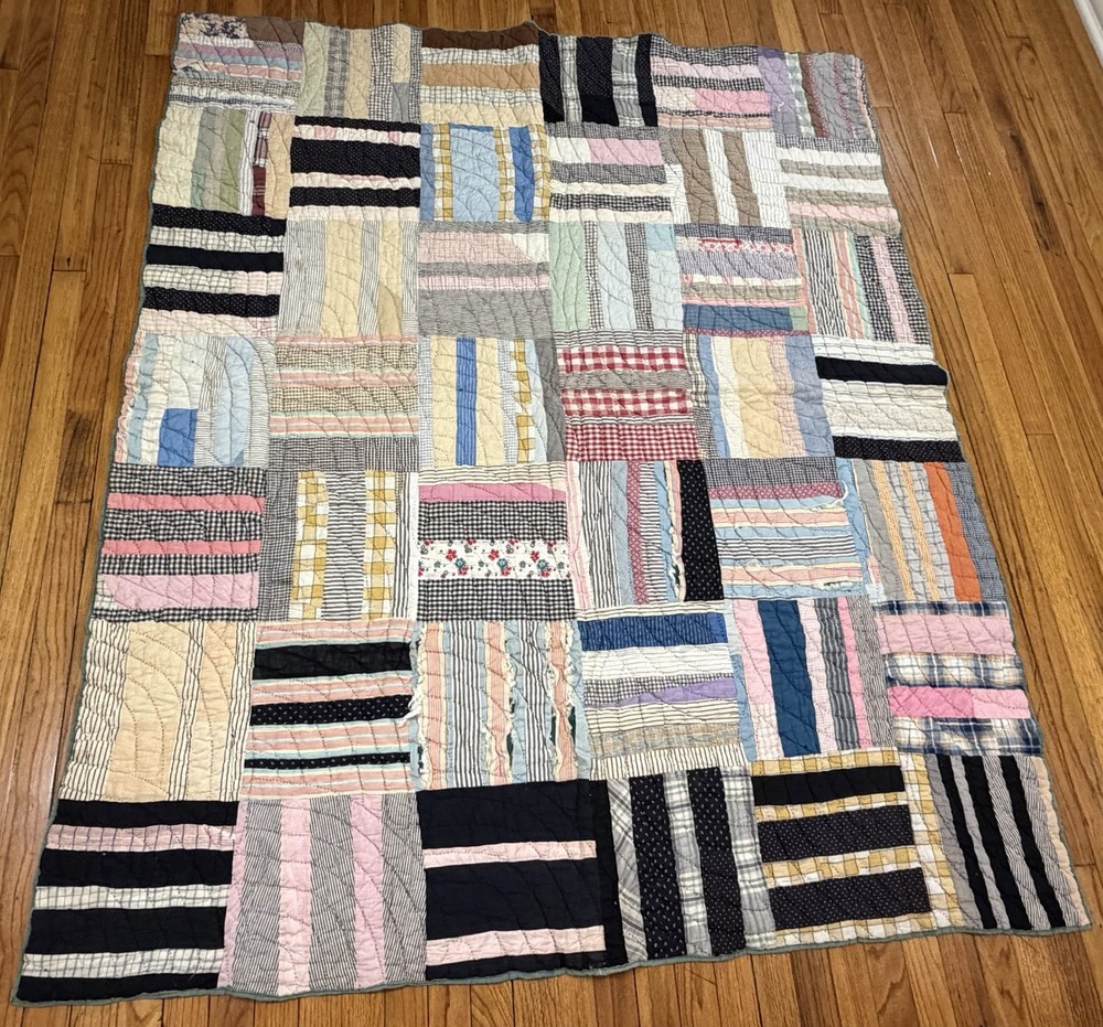 Vintage Hand Finished Patchwork Quilt 68"x82" (Full/Double Size)