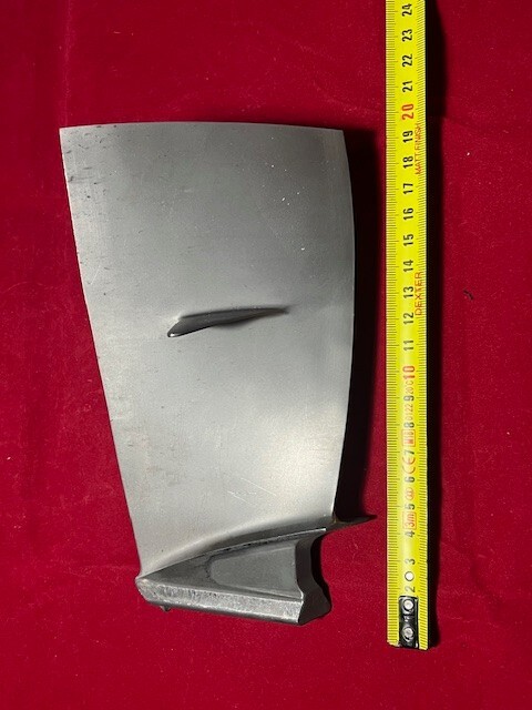 JET ENGINE BIG BLADE from Garrett TFE-731-2 engine