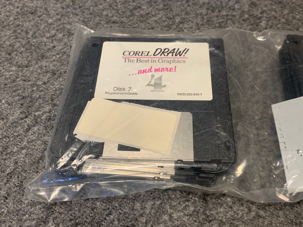 CorelDRAW! 4 Disk Set – 7 Floppy Disks – Vintage Graphic Design Software