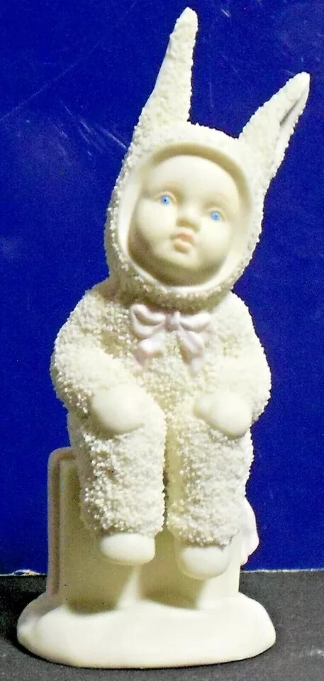 Snowbabies Figurine Sitting On Present Dep't 56