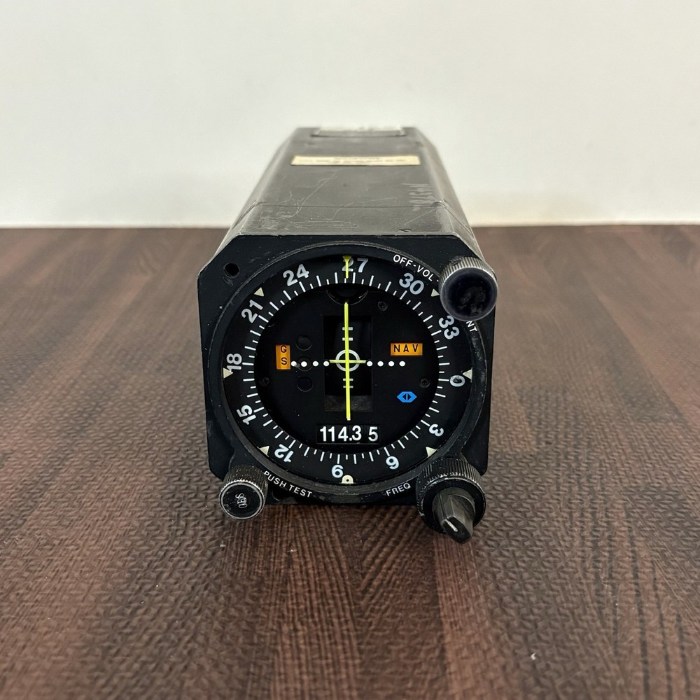 NARCO NAV-122 Glidescope Indicator NAV Receiver 14v - Not Tested