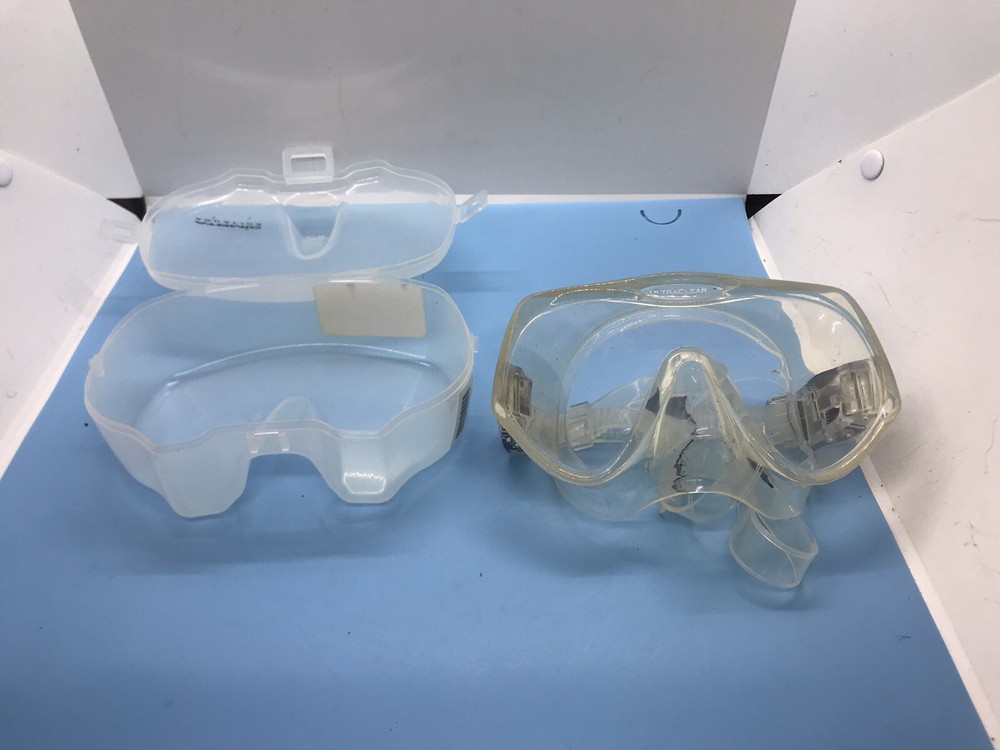 Atomic Aquatics Frameless Ultraclear Scuba Diving Mask - Clear.