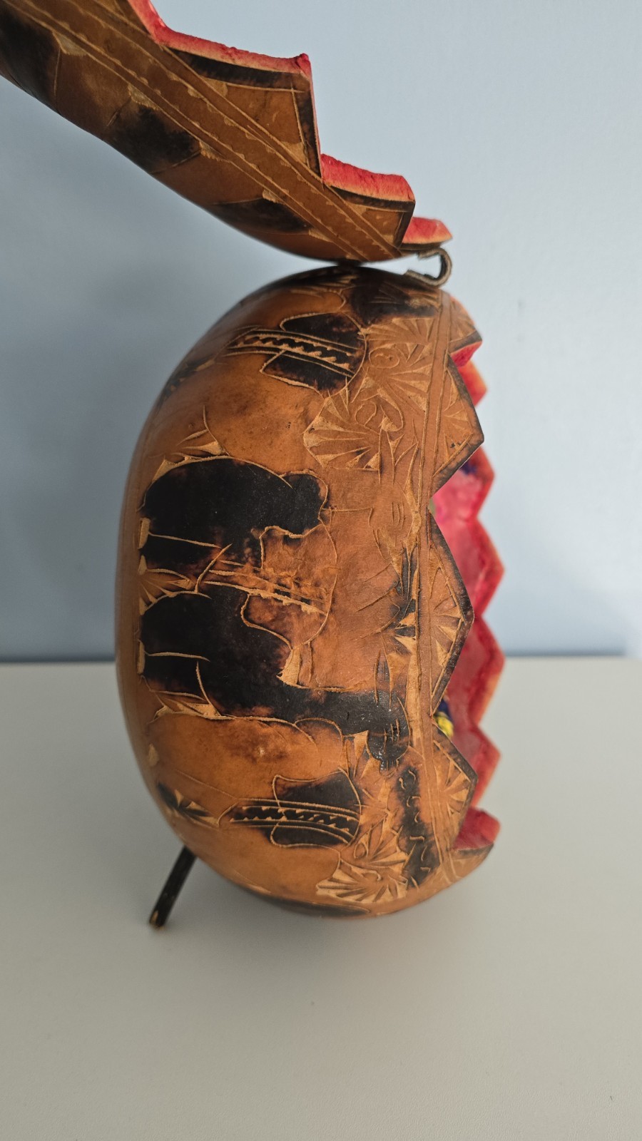 Vintage Handcarved PERUVIAN Peru Folk Art RETABLO Diorama Gourd Nativity Set