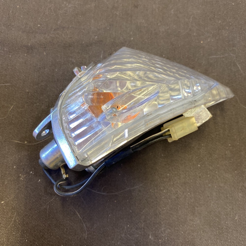 06 Suzuki GSX 600 750 front marker light