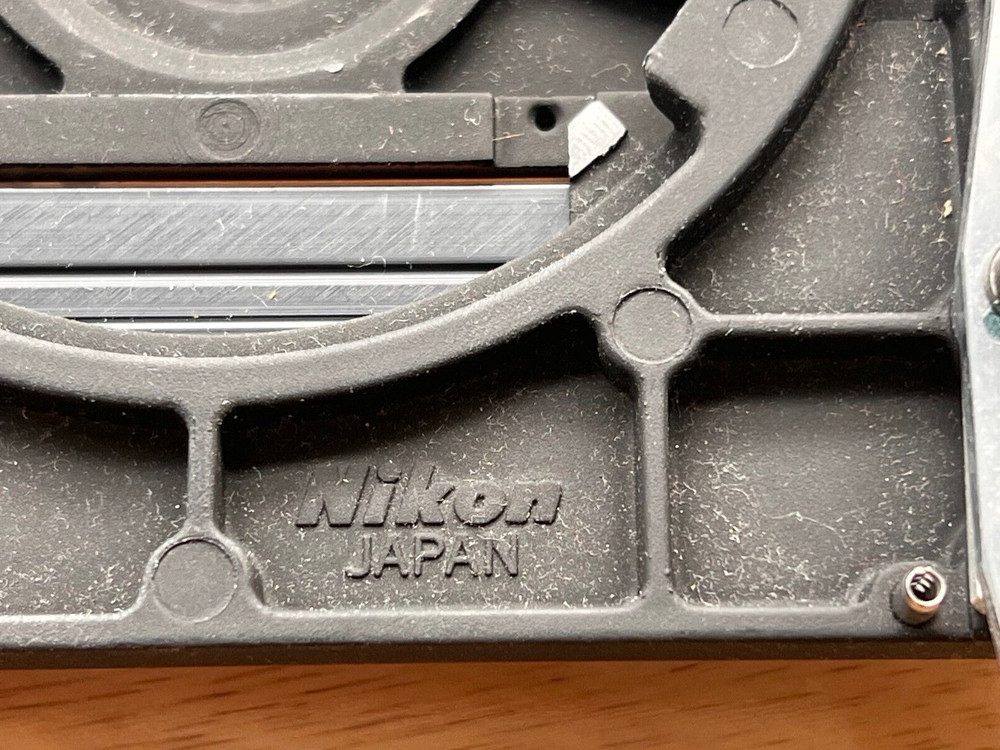 Nikon Microscope Stage to View Slides - Excellent Condition