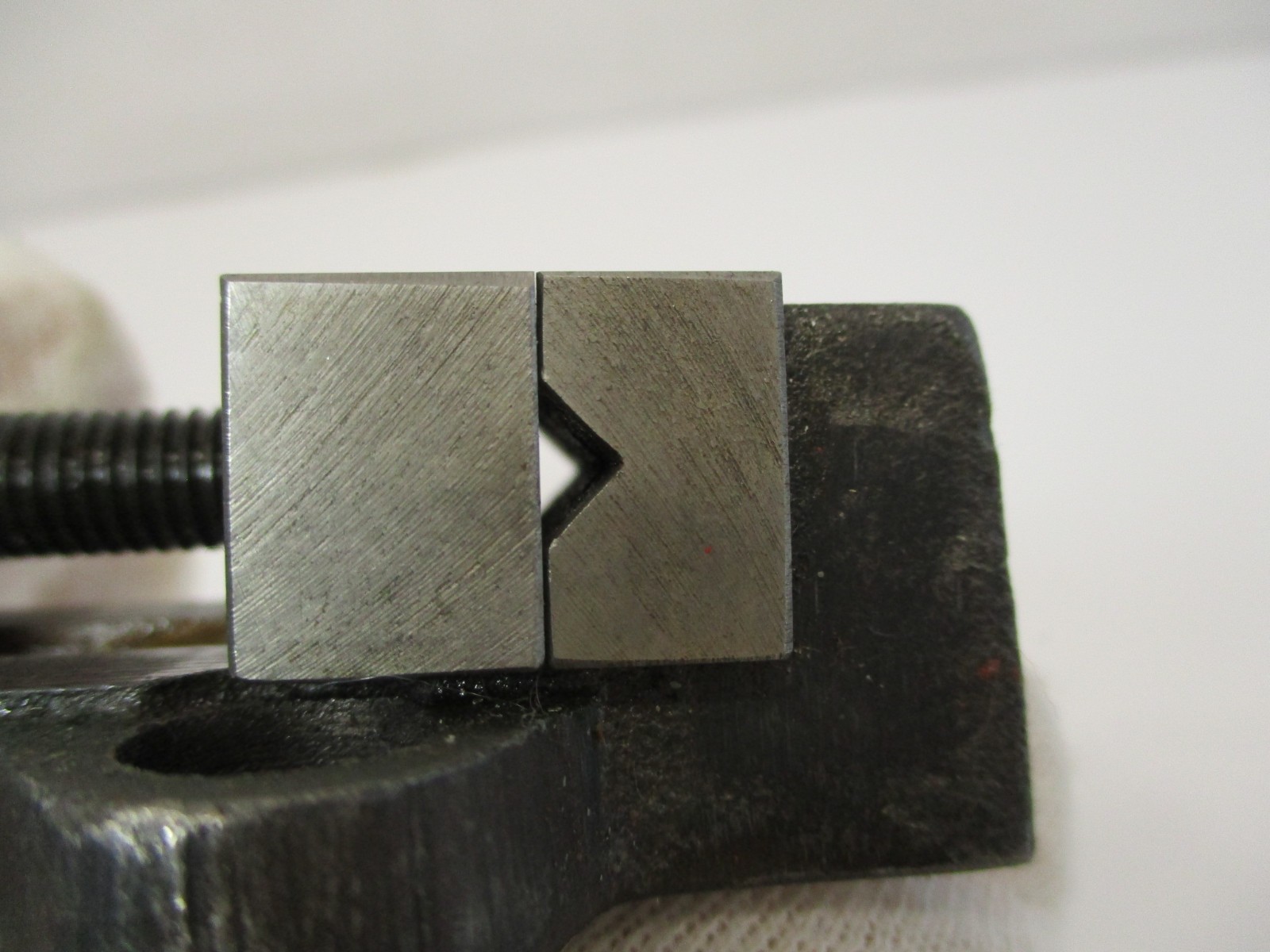 Machine VISE 1-3/8" Wide Jaws x 3" Long Opens 1" Bolts Down Emco Unimat in EC