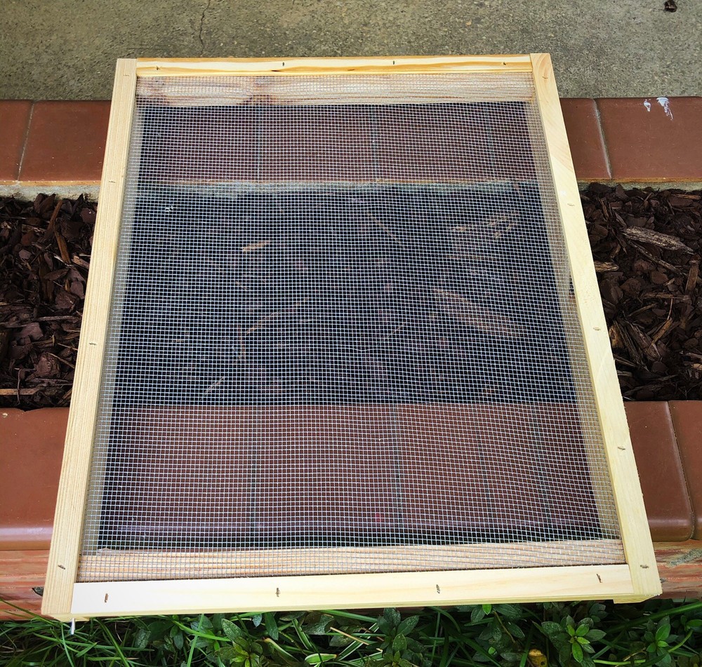 Pine 10 Frame Screened Inner Cover