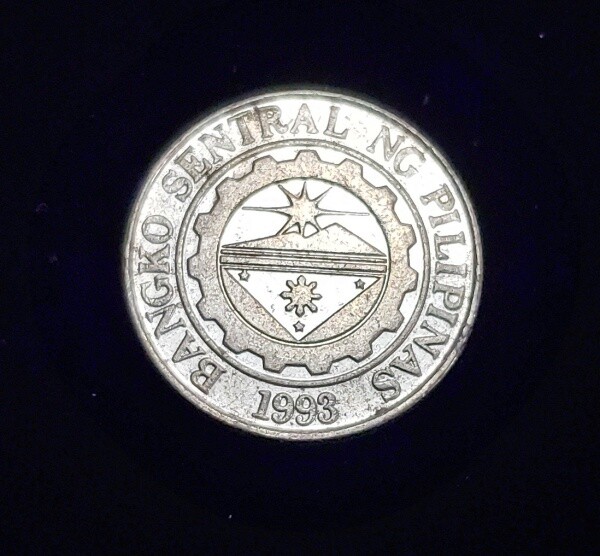 2004 PHLIPINES 1 PISO CIRCULATED COIN