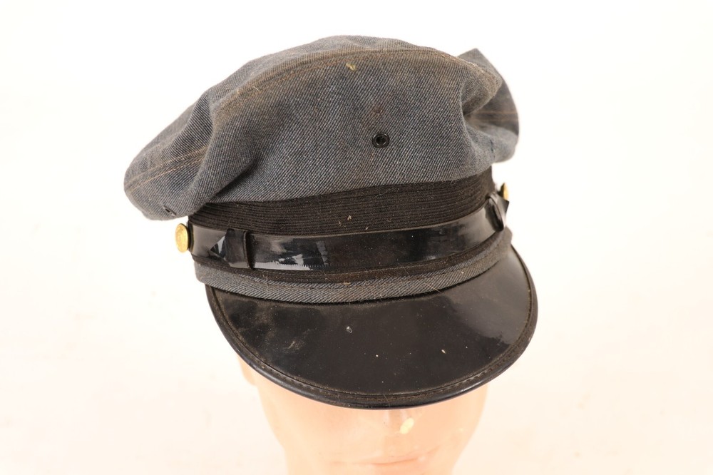 Vintage Union Carbide Guards Cap