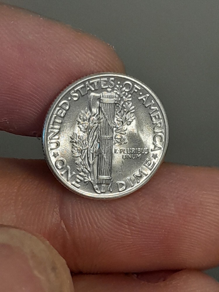 1945 Mercury Dime BU