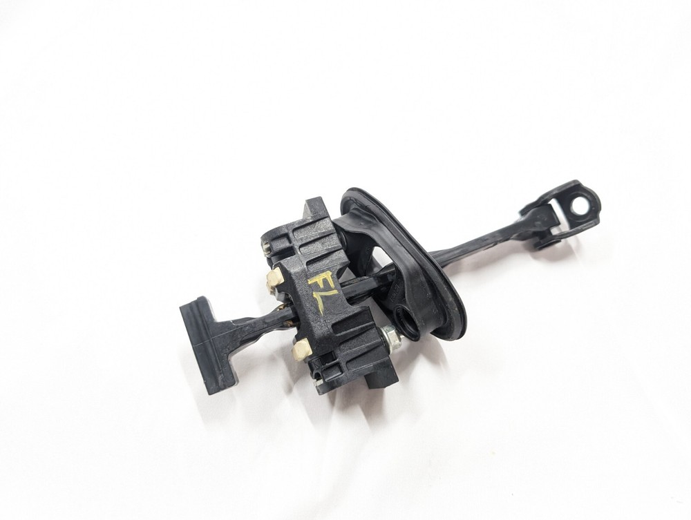 10-11 SAAB 9-5 FRONT LEFT/RIGHT DOOR CHECK LINK STOPPER