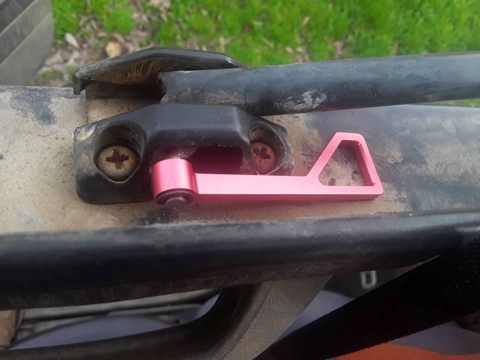 Billet Aluminum Geo Tracker/Suzuki Sidekick Soft Top Strap Tensioners (Set of 2)