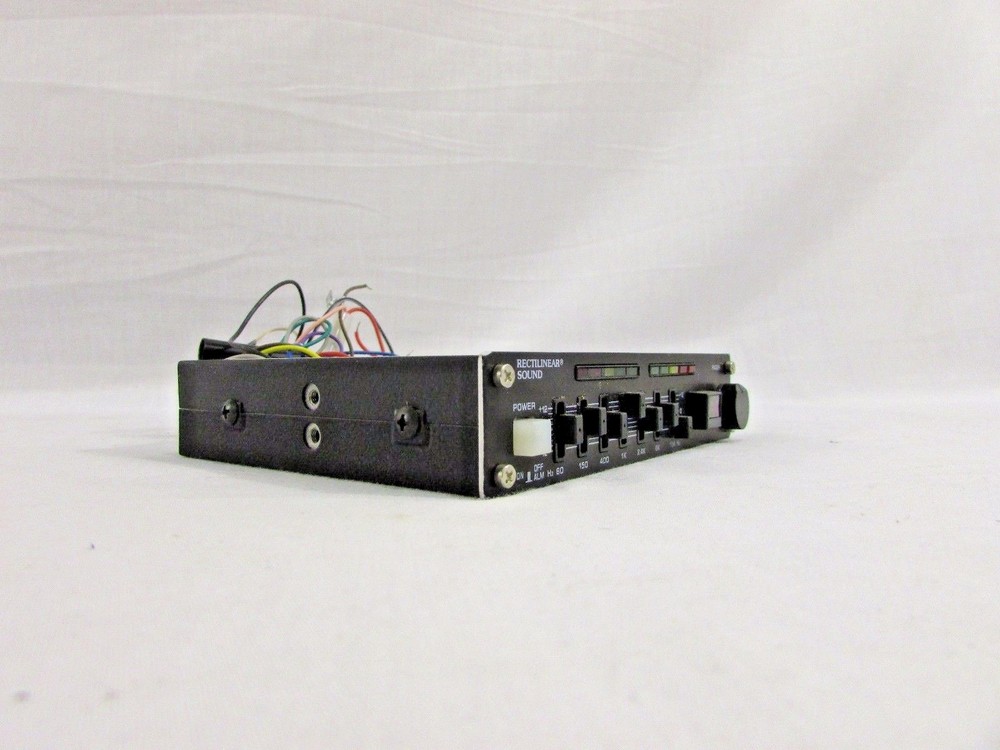 Rectilinear Sound Stereo Equalizer with Ignition Cutoff / Security Alarm