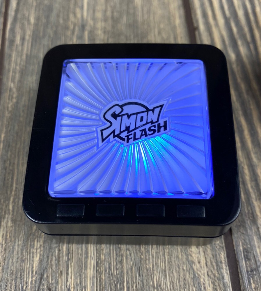 2011 Simon Flash Simon Hasbro Electronic Game Replacement Piece Tile